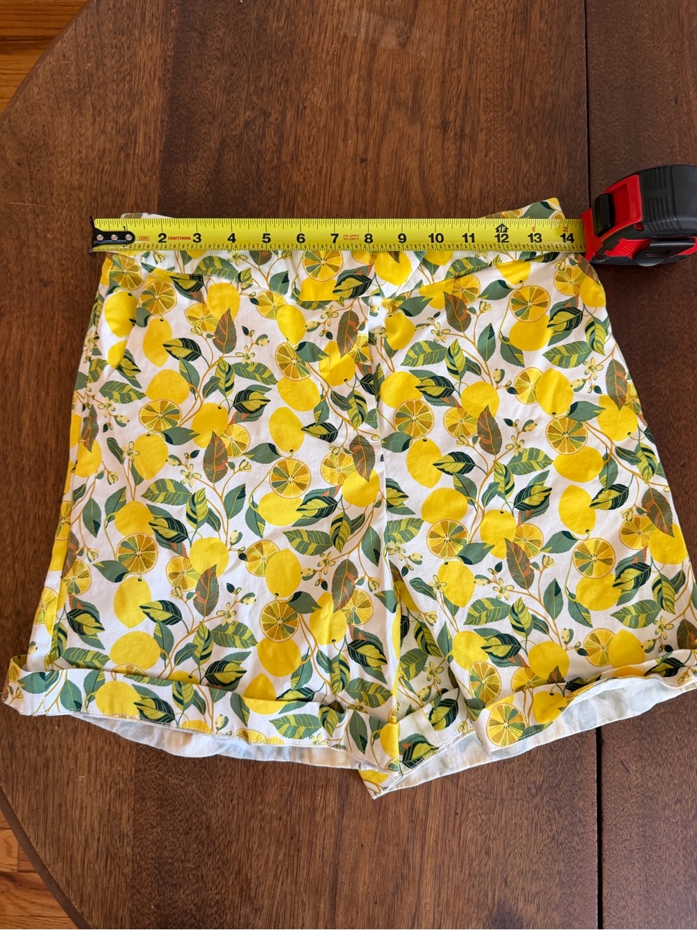 Boden Yellow Lemon-Print Bermuda Shorts